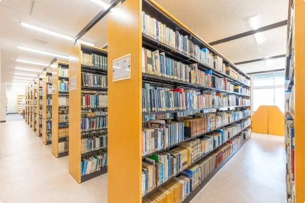 写真：図書館