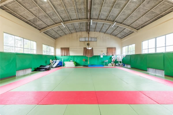 写真：武道場・トレーニングルーム