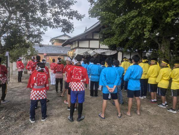 恵美須神社秋季大祭の櫂伝馬に参加
