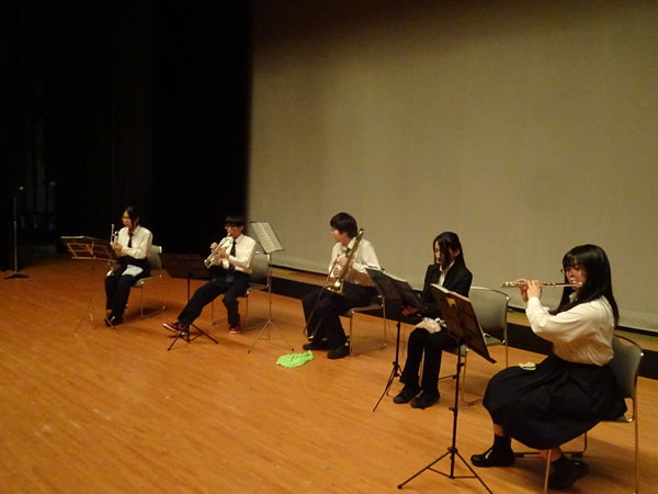「第１３回大崎上島町ふくしのまちづくりのつどい」に吹奏楽部が出演