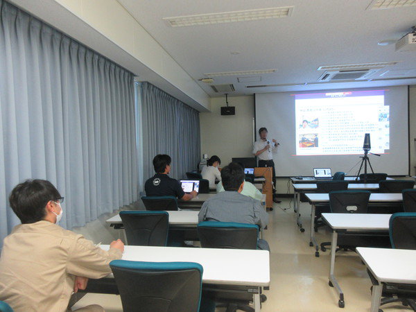 科学研究費補助金獲得に向けた学内説明会を実施