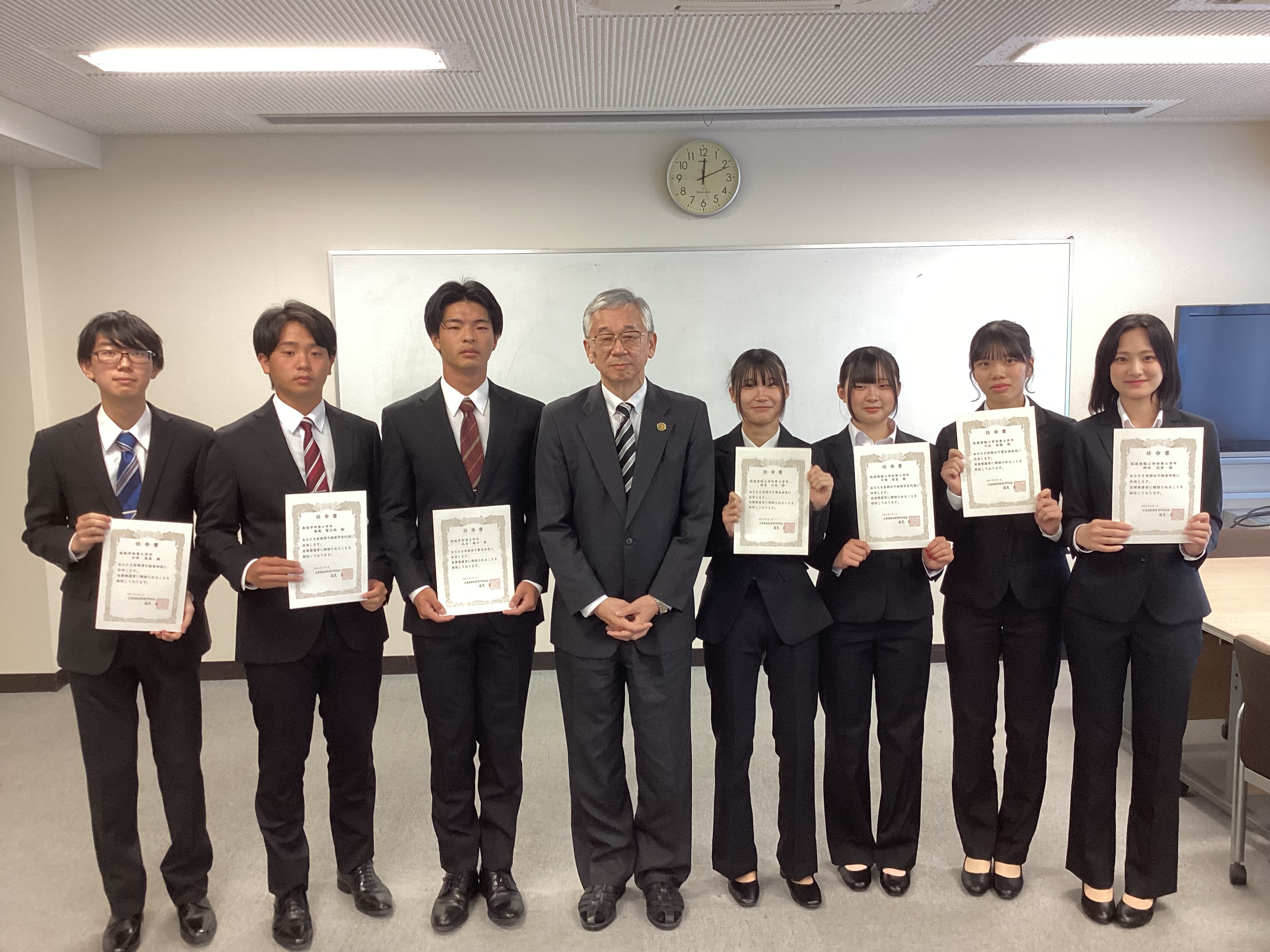 5月27日(火)学生会役員・寮生会役員の任命式を実施